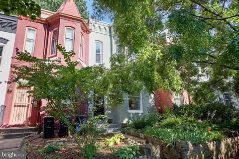 425 5th St NE, Washington, DC 20002