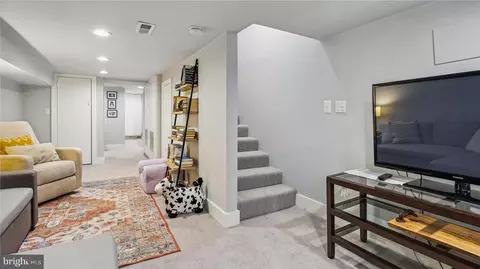716 13th St SE, Washington, DC 20003 photo 23