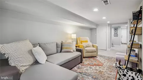 716 13th St SE, Washington, DC 20003 photo 24