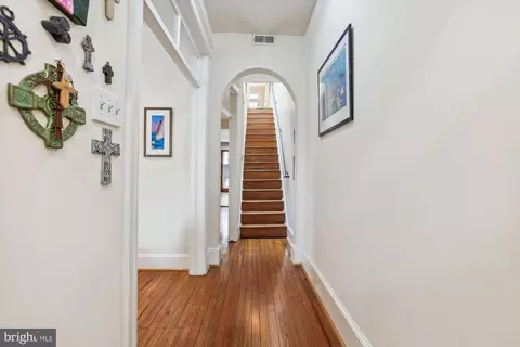 1020 C St NE, Washington, DC 20002 photo 26