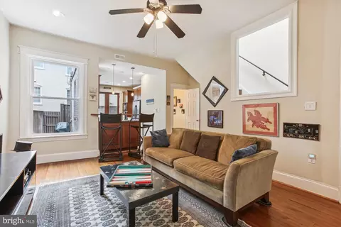 1020 C St NE, Washington, DC 20002 photo 12
