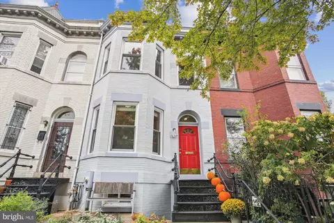 1020 C St NE, Washington, DC 20002