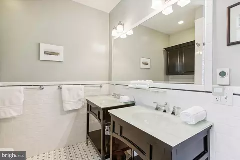 1020 C St NE, Washington, DC 20002 photo 40