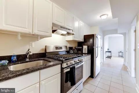 916 19th St NE, Washington, DC 20002 photo 39