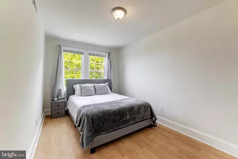 916 19th St NE, Washington, DC 20002 photo 53