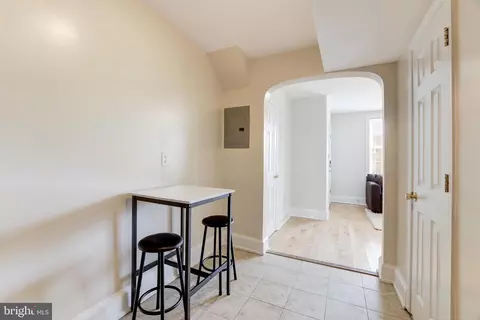 916 19th St NE, Washington, DC 20002 photo 10