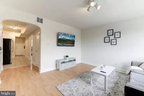 916 19th St NE, Washington, DC 20002 photo 47