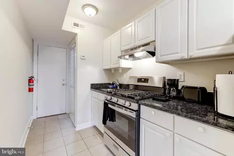 916 19th St NE, Washington, DC 20002 photo 38