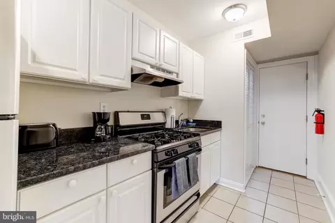 916 19th St NE, Washington, DC 20002 photo 51