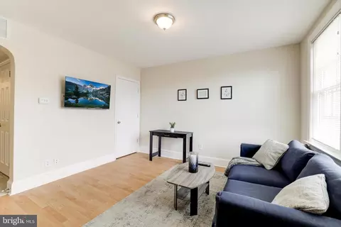 916 19th St NE, Washington, DC 20002 photo 18