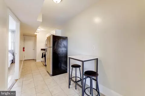 916 19th St NE, Washington, DC 20002 photo 9