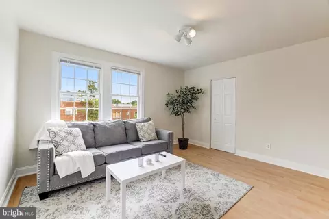916 19th St NE, Washington, DC 20002 photo 46
