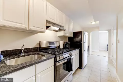 916 19th St NE, Washington, DC 20002 photo 11