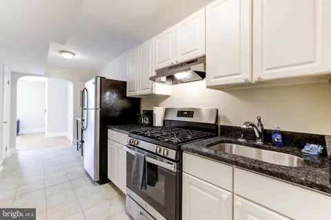 916 19th St NE, Washington, DC 20002 photo 25
