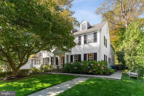 5163 Tilden St NW, Washington, DC 20016
