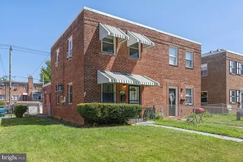 121 Anacostia Ave NE, Washington, DC 20019