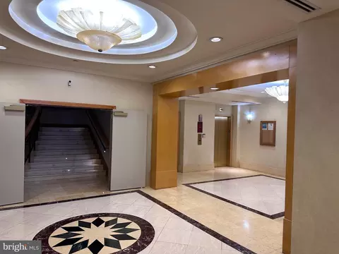 631 D St NW #931, Washington, DC 20004 photo 30