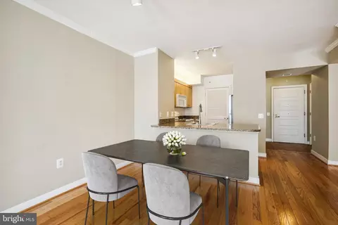 631 D St NW #931, Washington, DC 20004 photo 10