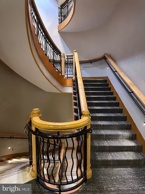 631 D St NW #931, Washington, DC 20004 photo 40