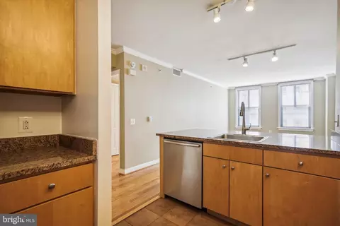 631 D St NW #931, Washington, DC 20004 photo 7