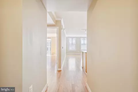 631 D St NW #931, Washington, DC 20004 photo 4