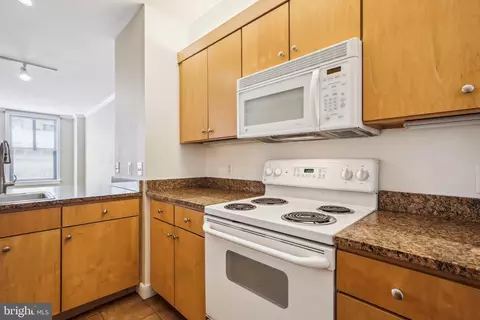 631 D St NW #931, Washington, DC 20004 photo 6