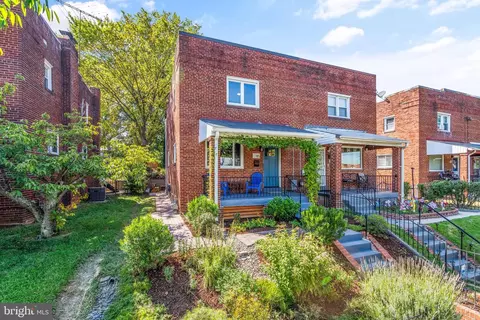 95 54th St SE, Washington, DC 20019