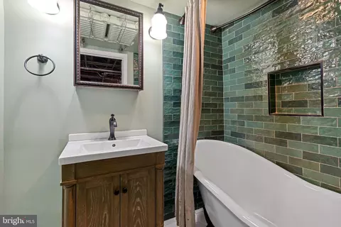 437 19th St NE, Washington, DC 20002 photo 15