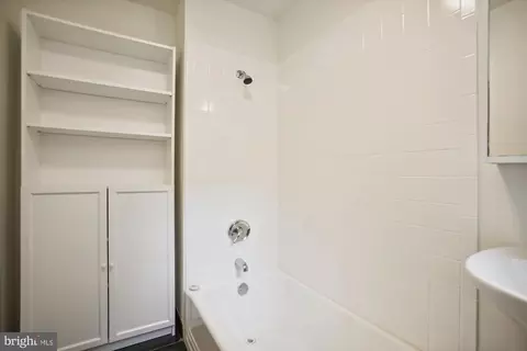 1800 S Street NW, Washington, DC 20009 photo 32