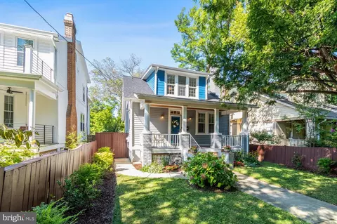 3831 Military Rd NW, Washington, DC 20015