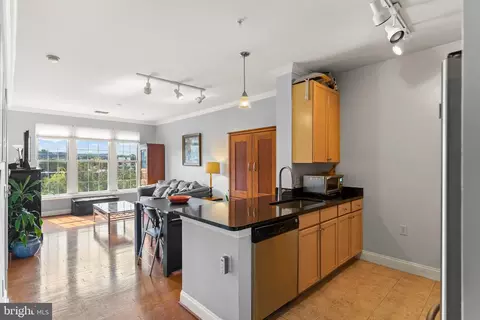 1391 Pennsylvania Ave SE #307, Washington, DC 20003