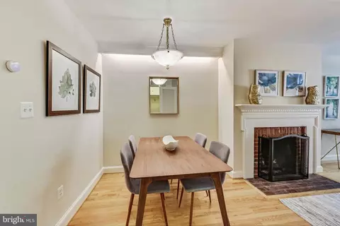 640 E Street SE, Washington, DC 20003 photo 5
