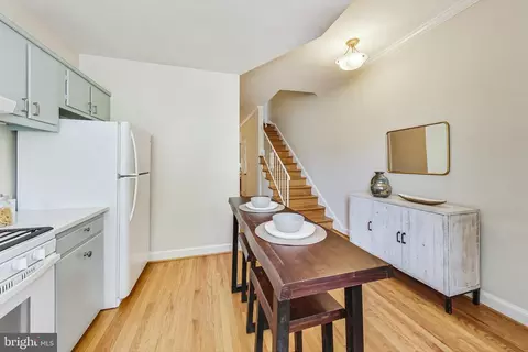 640 E Street SE, Washington, DC 20003 photo 8