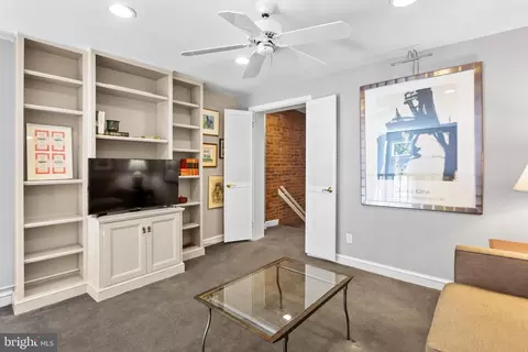 209 C St NE, Washington, DC 20002 photo 21
