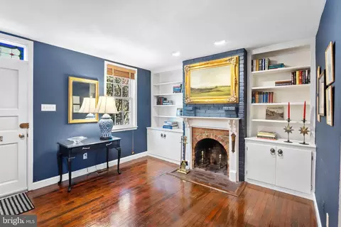 209 C St NE, Washington, DC 20002 photo 4