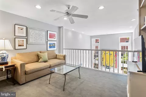 209 C St NE, Washington, DC 20002 photo 20