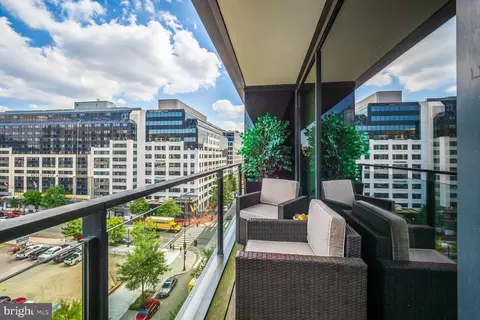920 I St NW #803, Washington, DC 20001