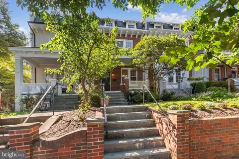 1920 38th St NW, Washington, DC 20007
