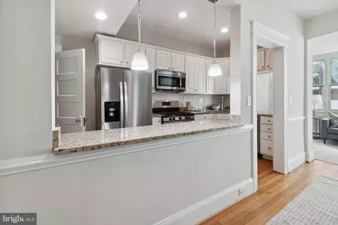 1920 38th St NW, Washington, DC 20007 photo 8