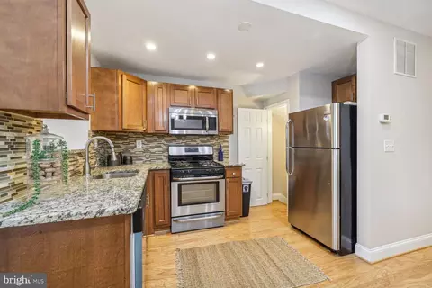 329 35th St NE, Washington, DC 20019 photo 6