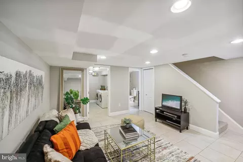 329 35th St NE, Washington, DC 20019 photo 16