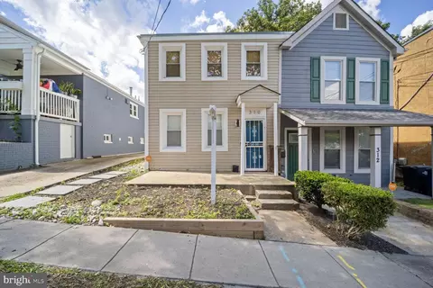 310 57th St NE, Washington, DC 20019