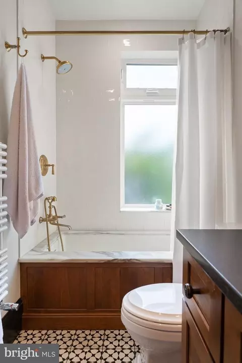 335 6th St SE, Washington, DC 20003 photo 36
