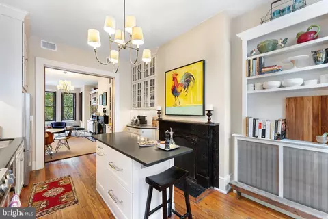335 6th St SE, Washington, DC 20003 photo 16