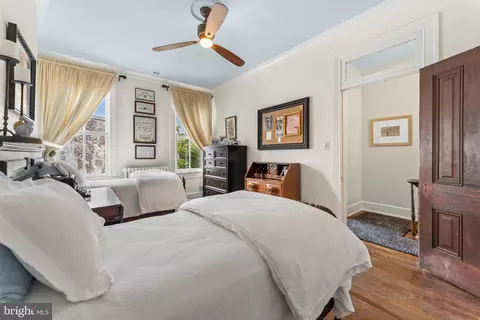 335 6th St SE, Washington, DC 20003 photo 38