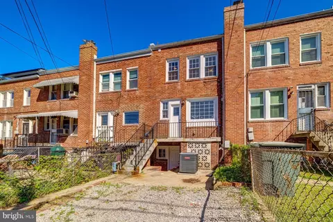 1737 Lang Pl NE, Washington, DC 20002 photo 56