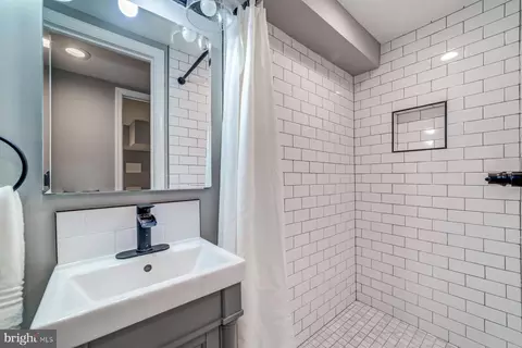 1737 Lang Pl NE, Washington, DC 20002 photo 53