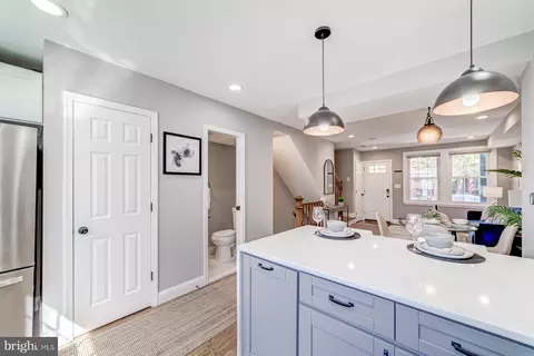 1737 Lang Pl NE, Washington, DC 20002 photo 14
