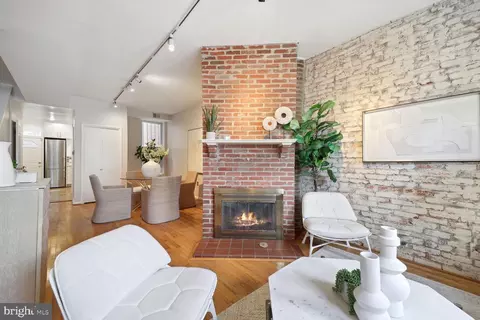 1327 Emerald St NE, Washington, DC 20002 photo 3