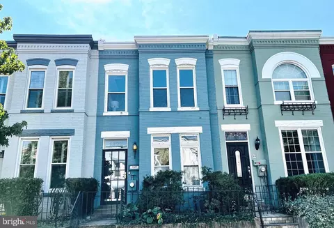 1327 Emerald St NE, Washington, DC 20002